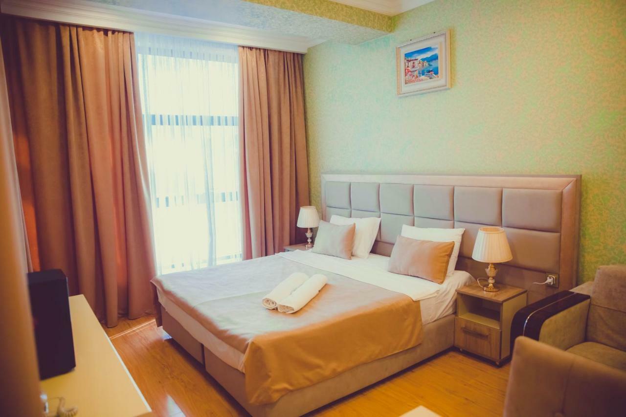 Eleon Hotel Baku Ngoại thất bức ảnh