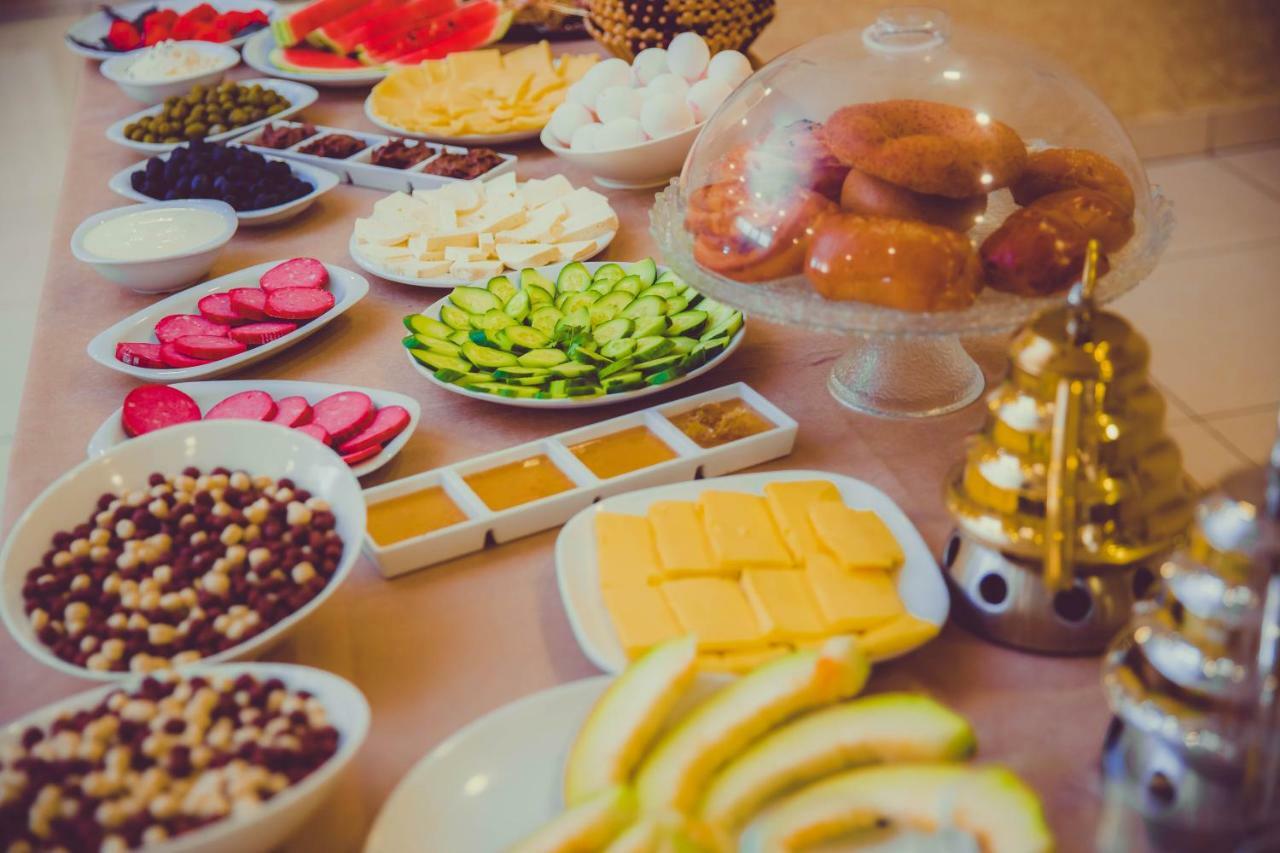 Eleon Hotel Baku Ngoại thất bức ảnh