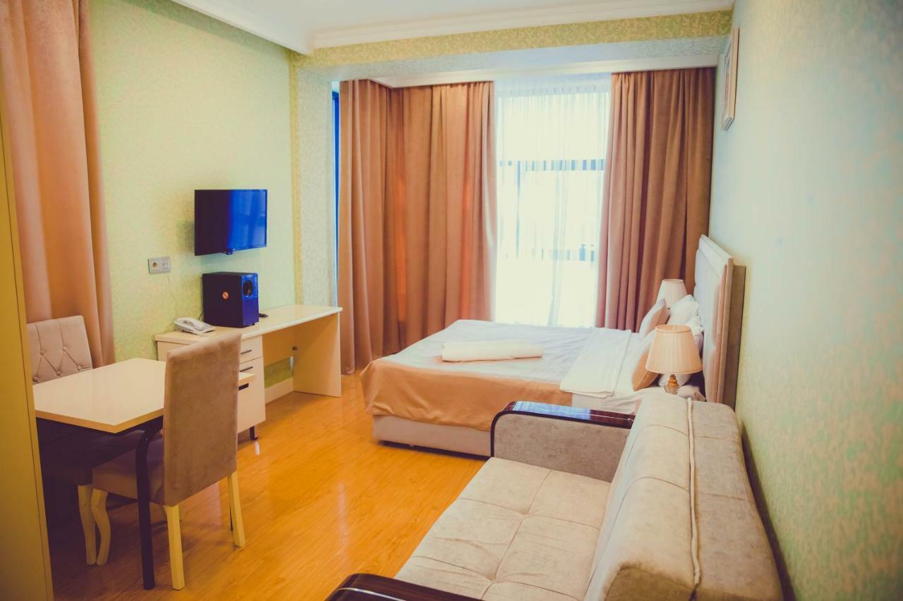 Eleon Hotel Baku Ngoại thất bức ảnh