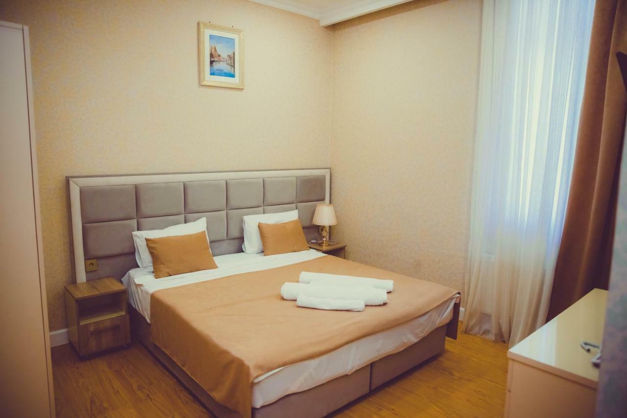 Eleon Hotel Baku Ngoại thất bức ảnh