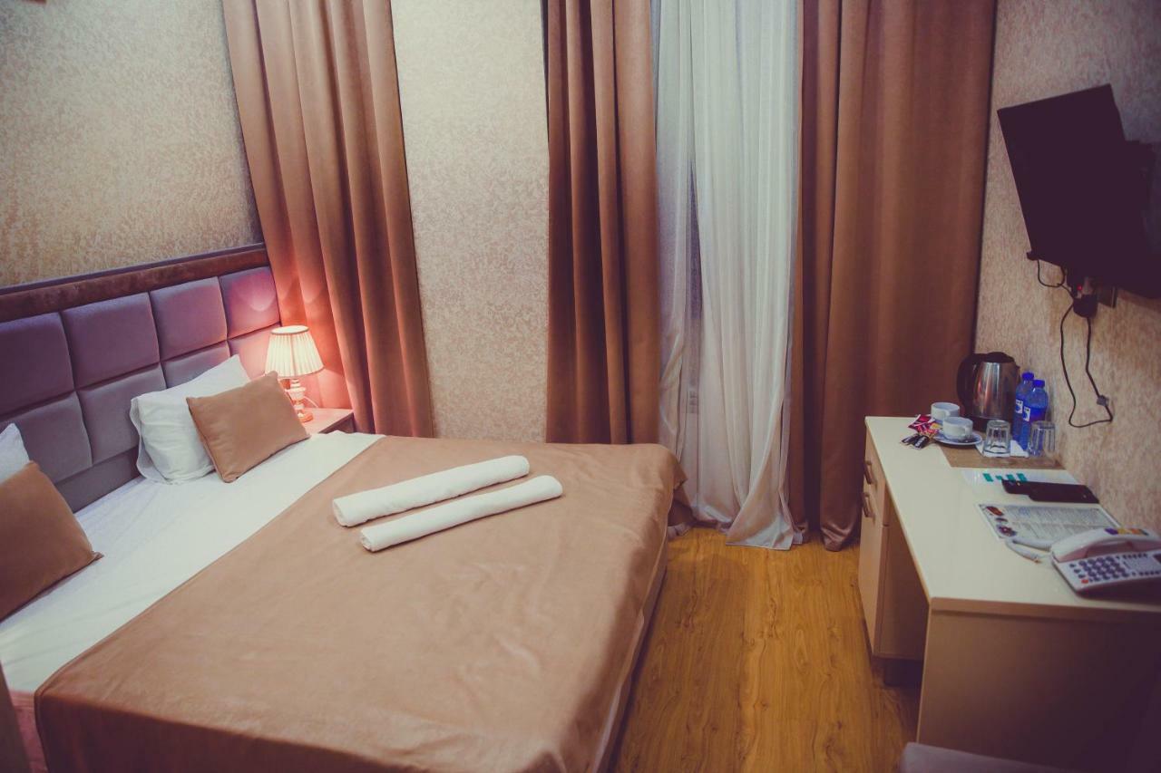 Eleon Hotel Baku Ngoại thất bức ảnh